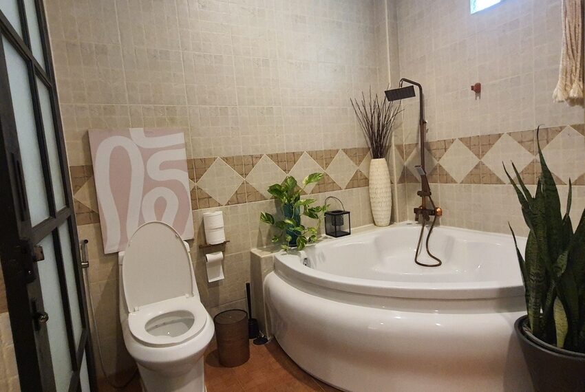 28165 Image-12