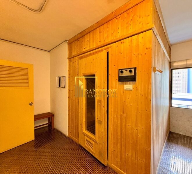 Royal Castle Facilities Image-08