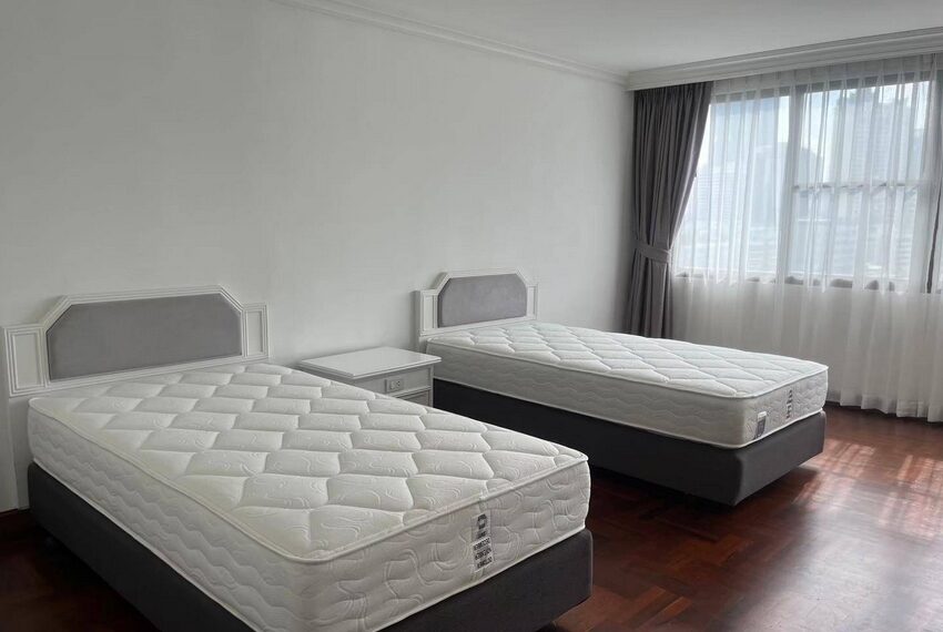 21042 Image-19