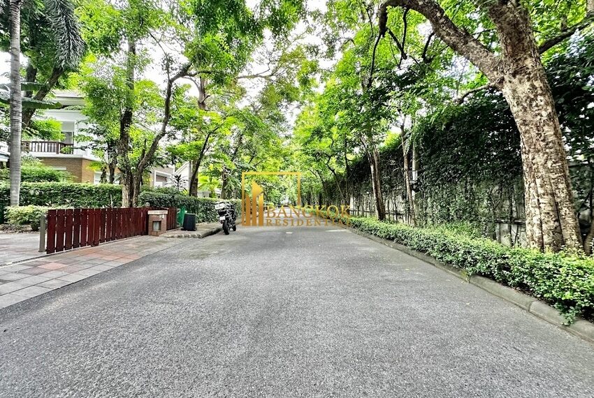 Sukhumvit 36 Garden Village Facilities Image-04