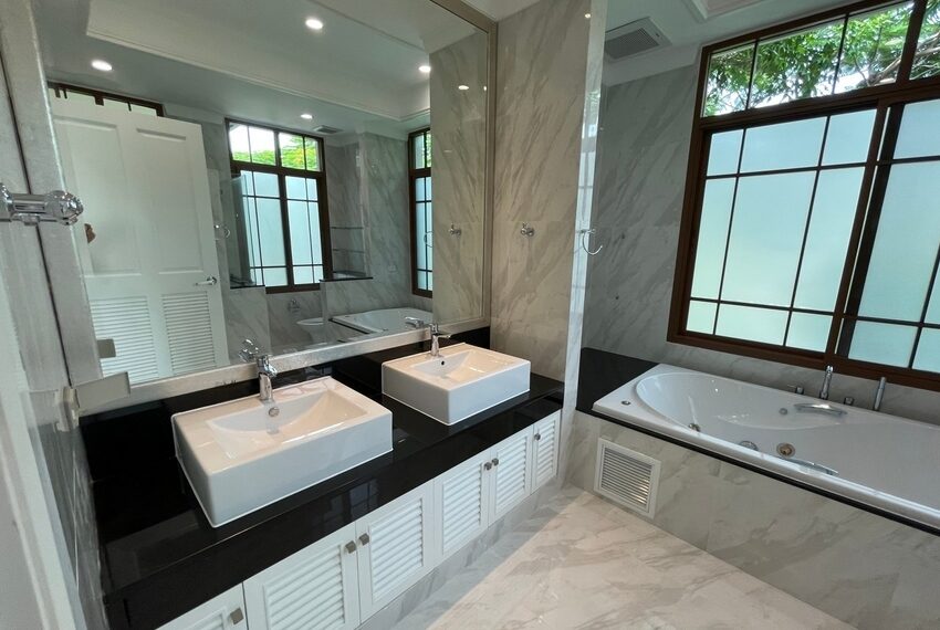 28202 Image-22