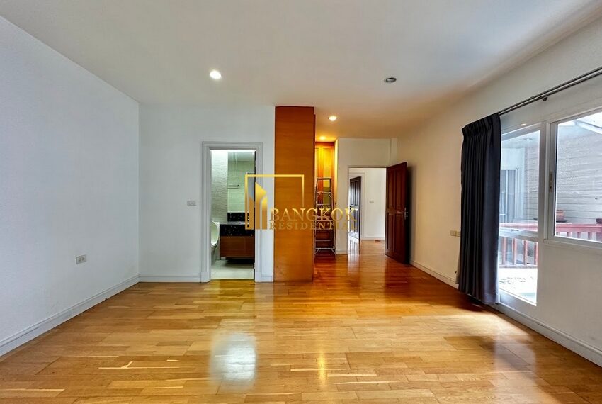 28204 Image-26