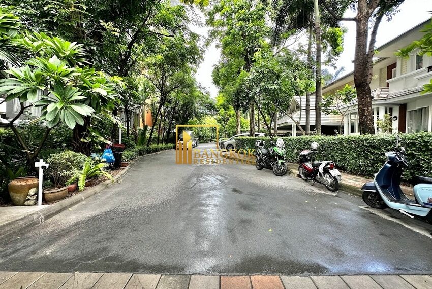 Sukhumvit 36 Garden Village Facilities Image-05