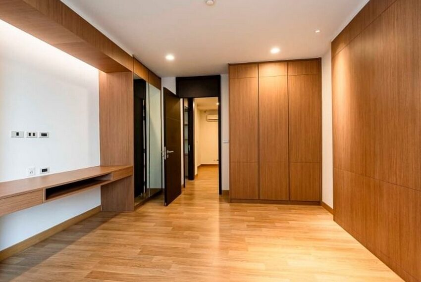 12655 Image-15