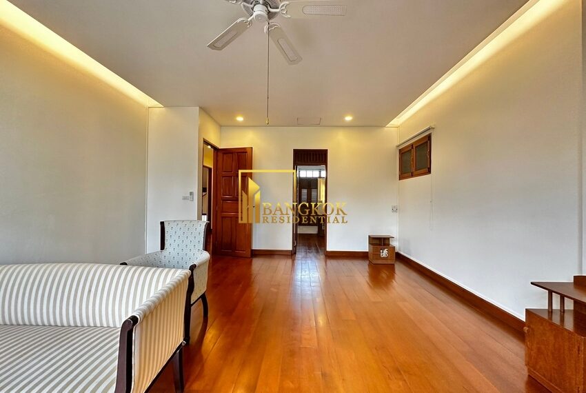 28044 Image-12