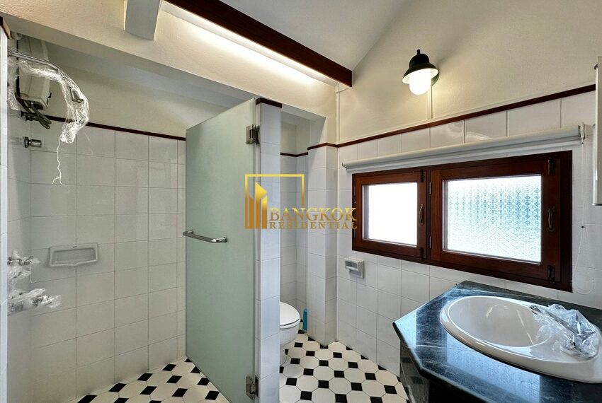 28044 Image-31