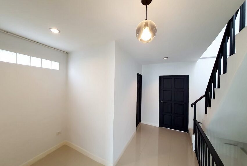 49019 Image-09