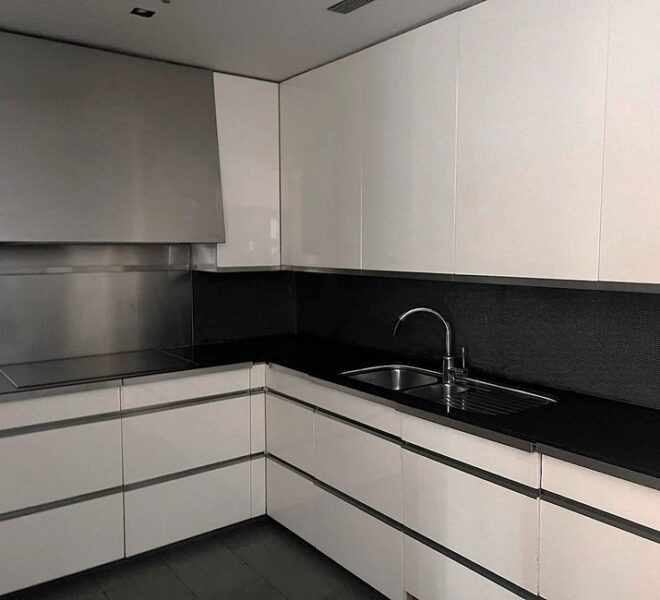 13715 Image-05