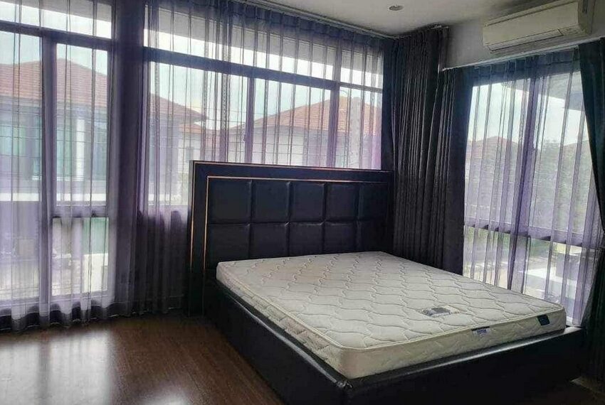 28220 Image-09