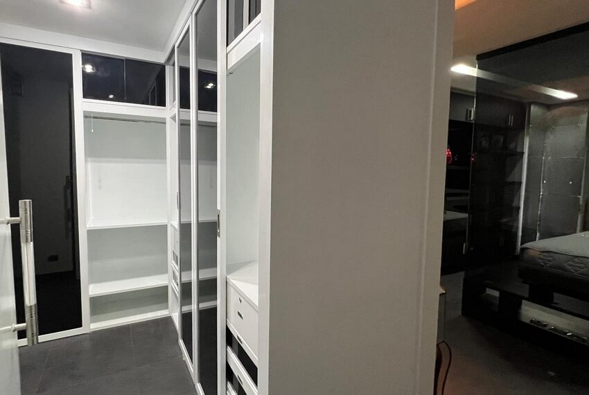 28222 Image-12