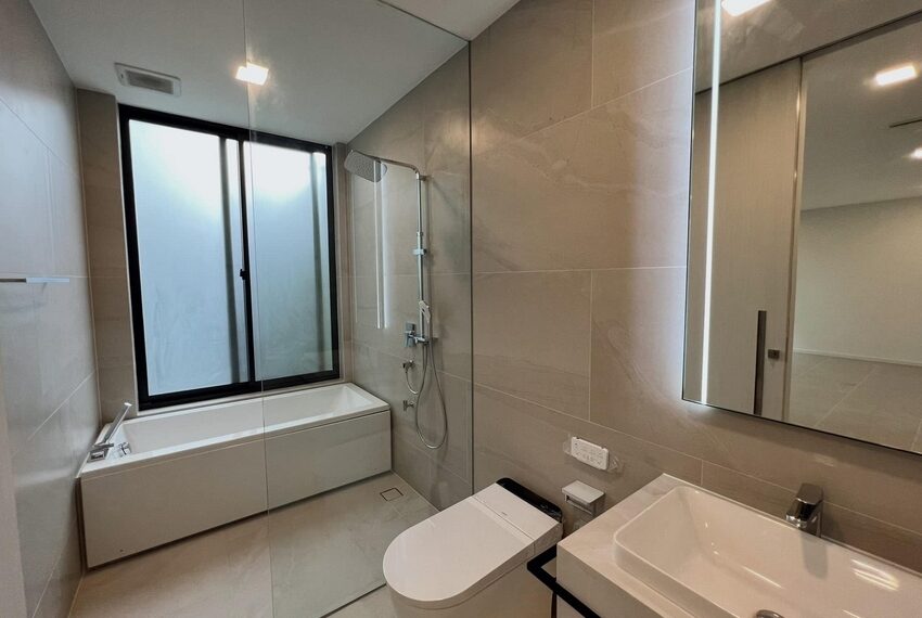 28226 Image-16