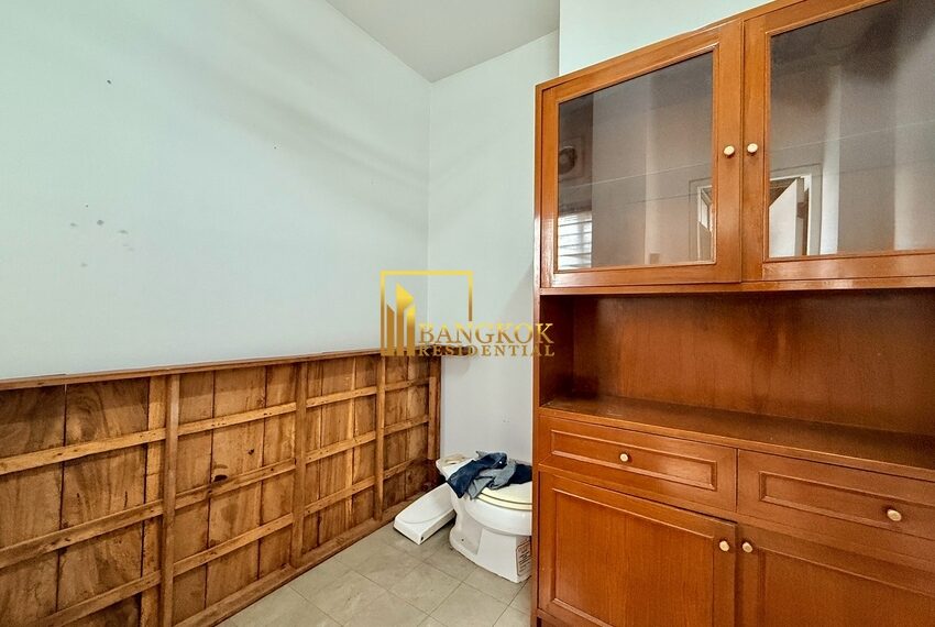 21048 Image-21