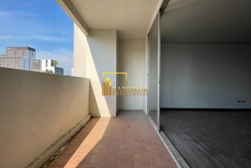 6773 Image-02