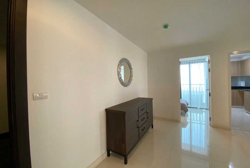 10657 Image-02