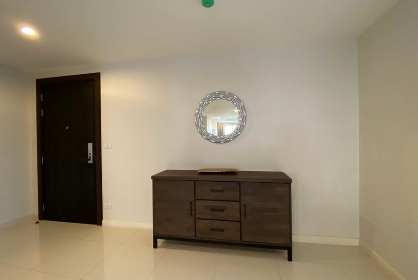 10657 Image-03