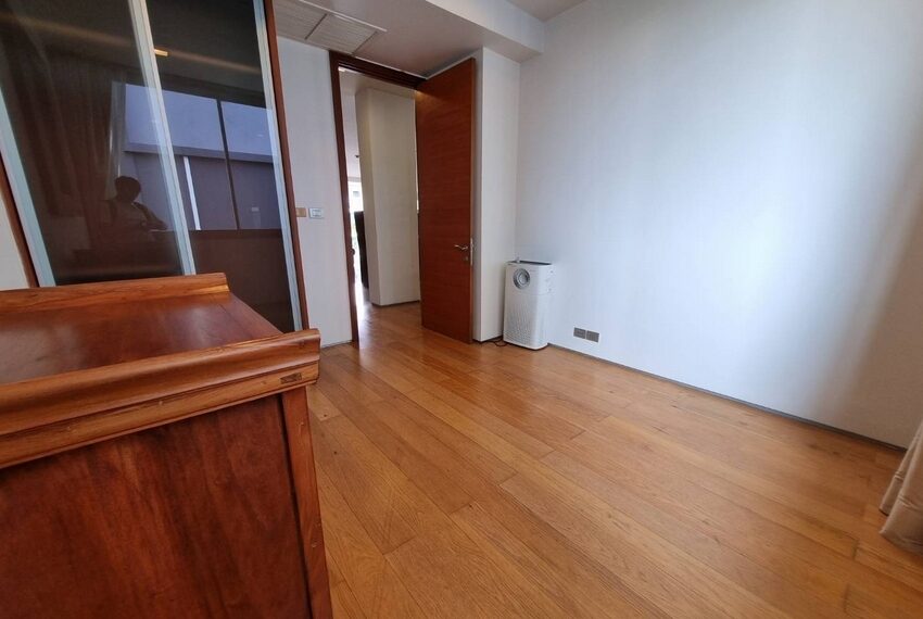 15946 Image-19