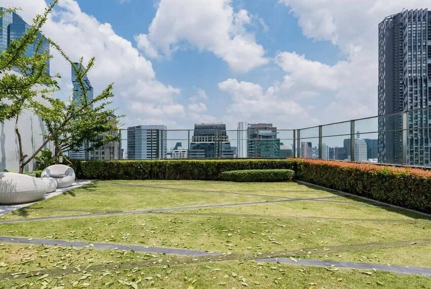 Rhythm Sathorn-Narathiwas Image-02