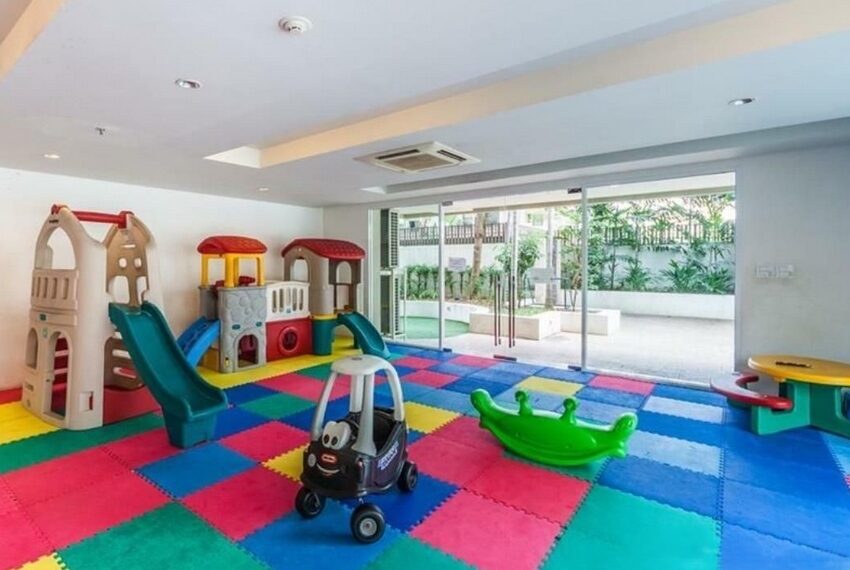 Richmond Hills Residence Image-04