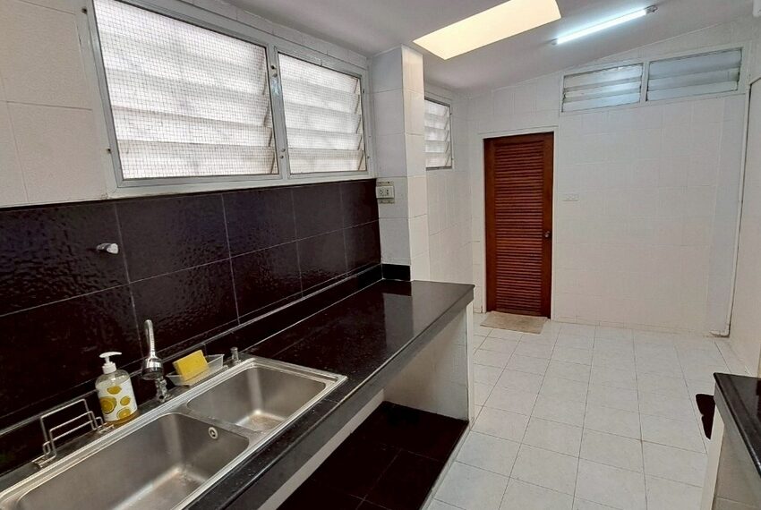 49052 Image-05