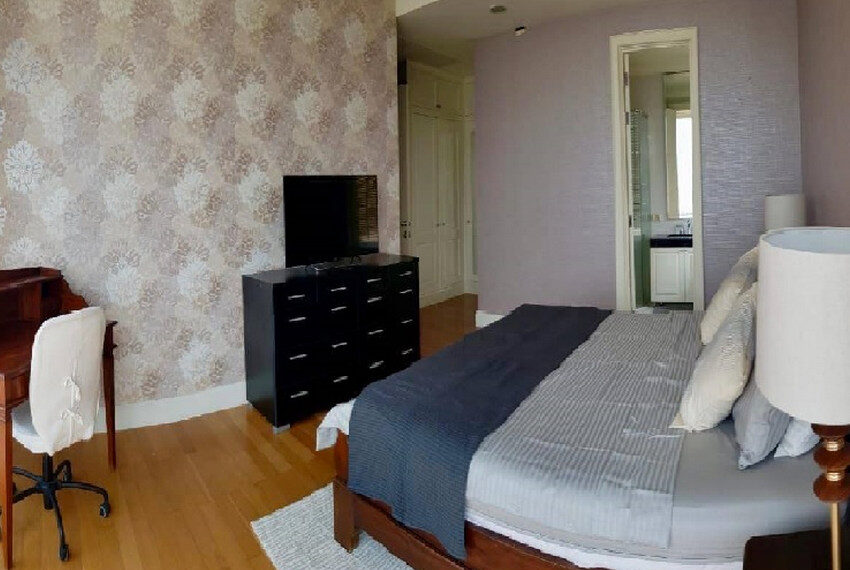 12128 Image-08