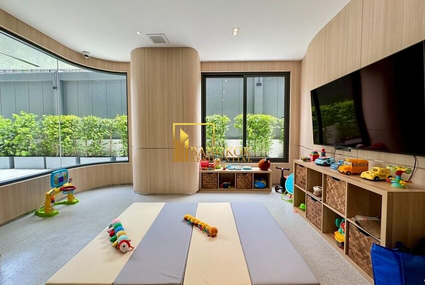 Image 49 Residence Facilities Image-05