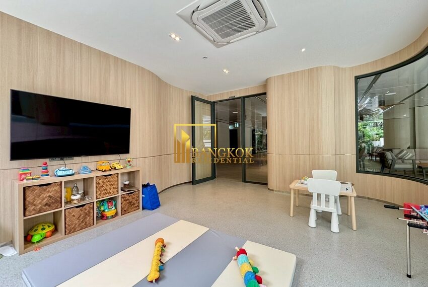Image 49 Residence Facilities Image-06