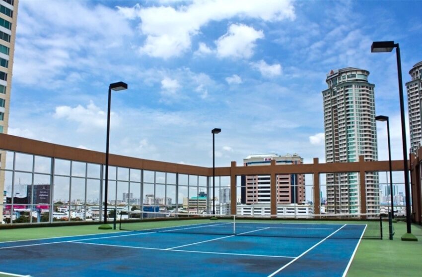 empire place tennis court