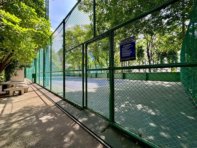 phirom residence tennis court