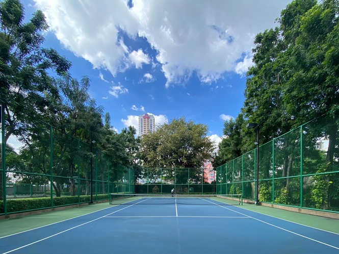 watermark tennis court