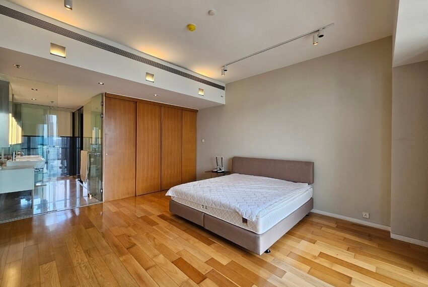 12569 Image-08