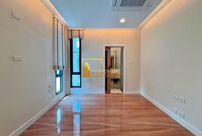 28276 Image-18