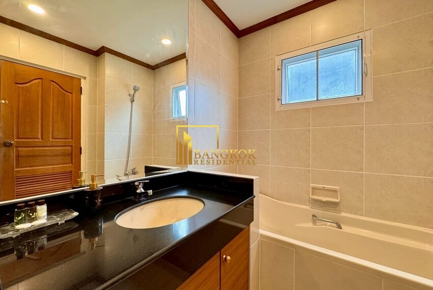 7158 Image-20