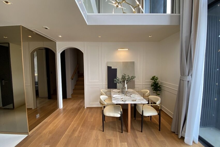 15857 Image-04