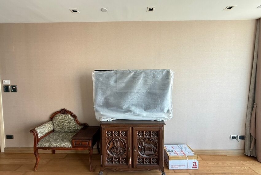 18101 Image-04