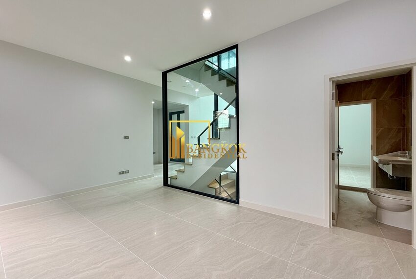 49066 Image-20