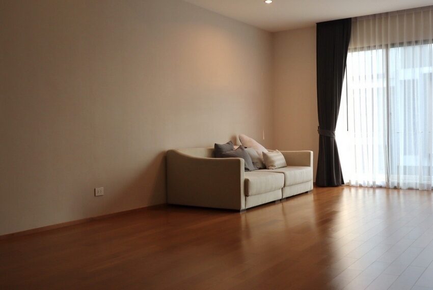 27909 Image-22
