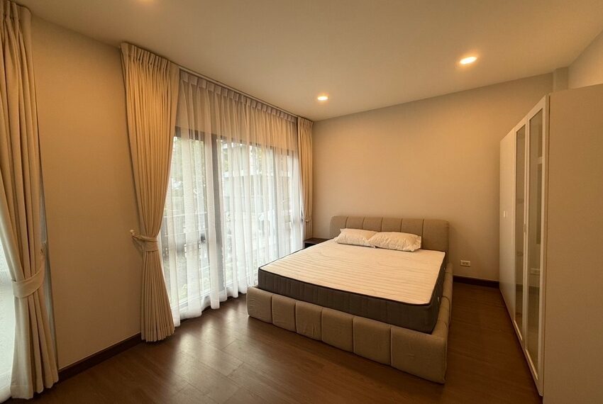 28310 Image-04