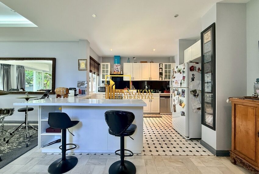 28318 Image-14