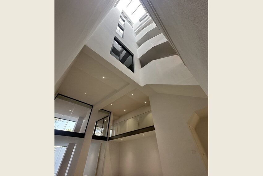 49075 Image-17