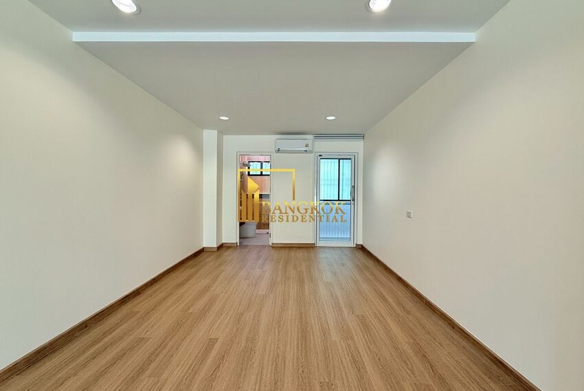 49077 Image-26