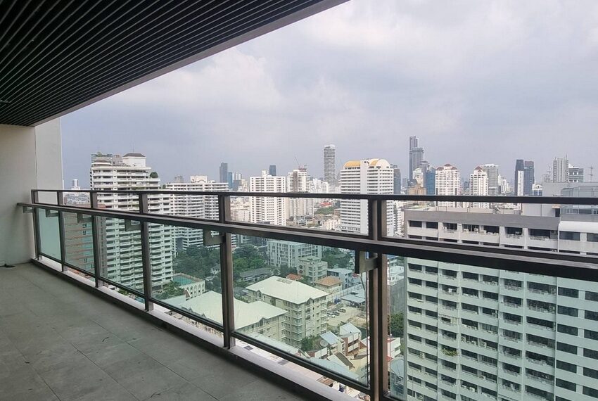61105 Image-02