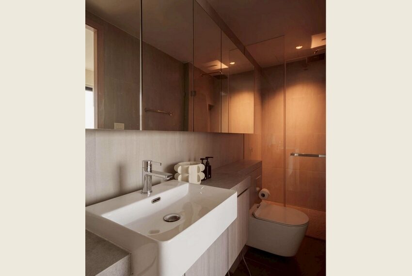 12447 Image-10