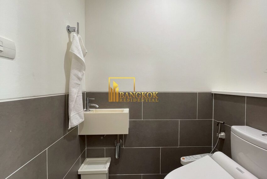 21409 Image-10