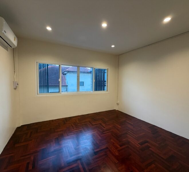 49079 Image-12