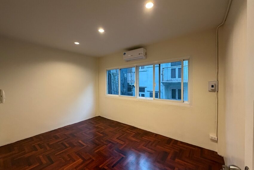 49079 Image-13