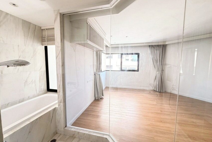 61112 Image-08