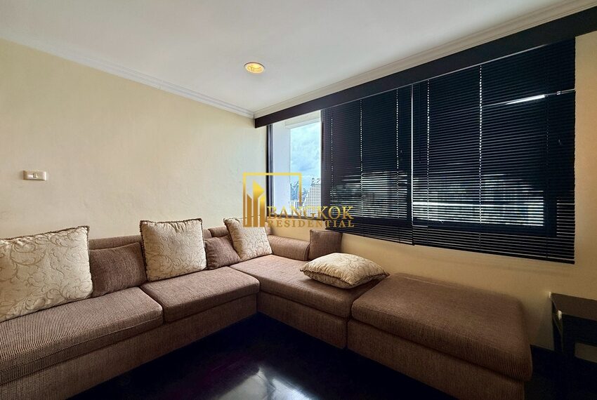 12043 Image-02