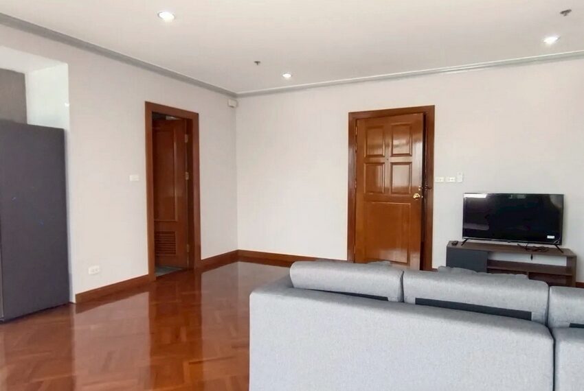 21424 Image-04