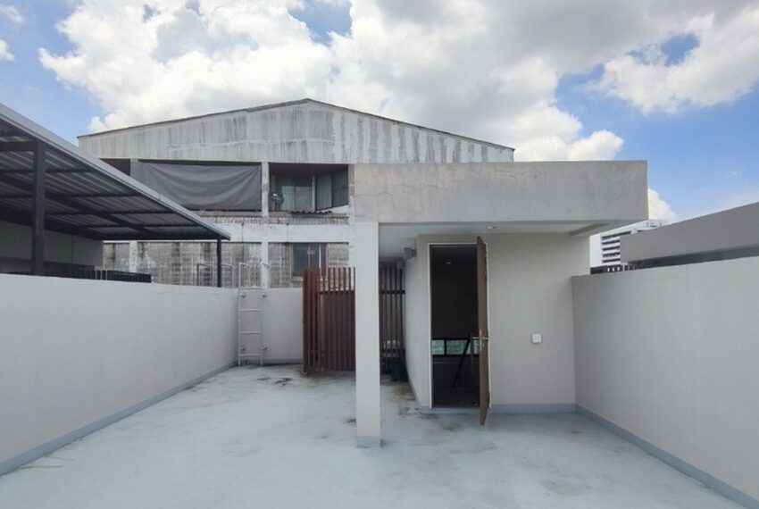49089 Image-13