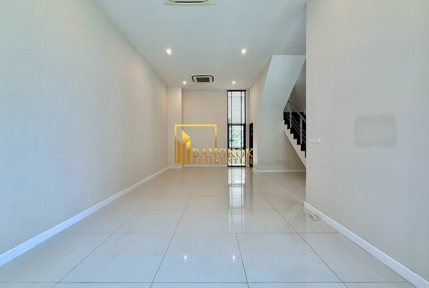 49089 Image-16